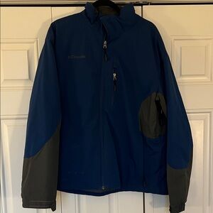 Columbia Men's Performance Jacket in Navy and Charcoal